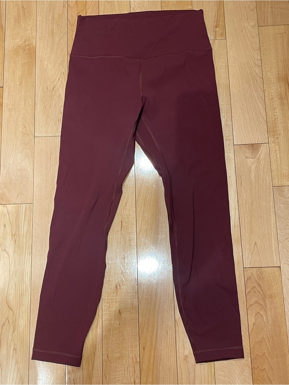 HeyNuts Women’s Merlot High Waisted Leggings Size Small
